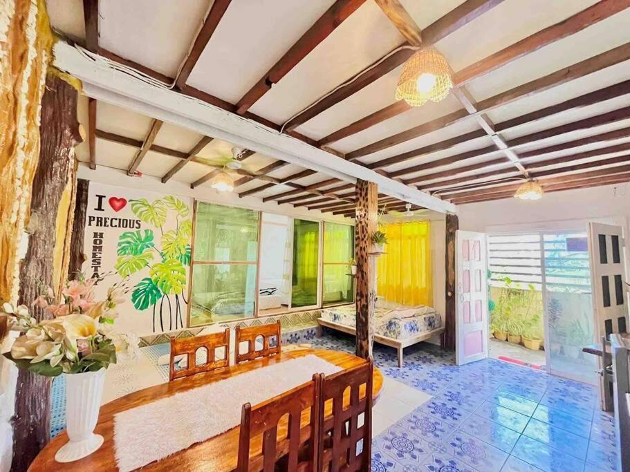 Precious Homestay Burgos  Zewnętrze zdjęcie